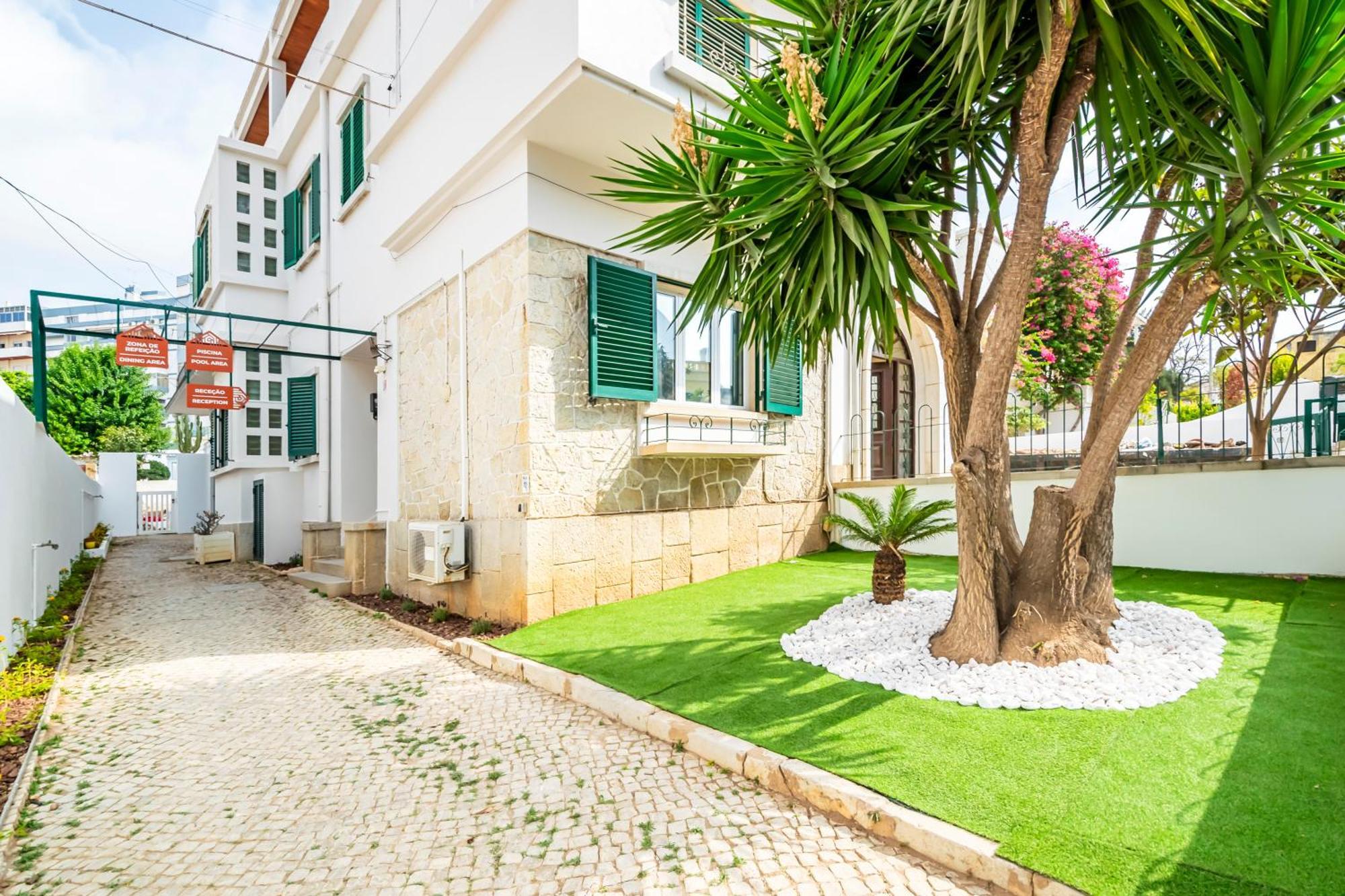 Urban Bliss Guesthouse I Фару Екстер'єр фото