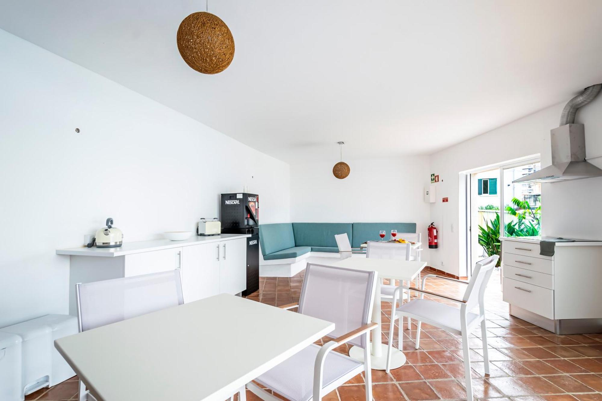 Urban Bliss Guesthouse I Фару Екстер'єр фото
